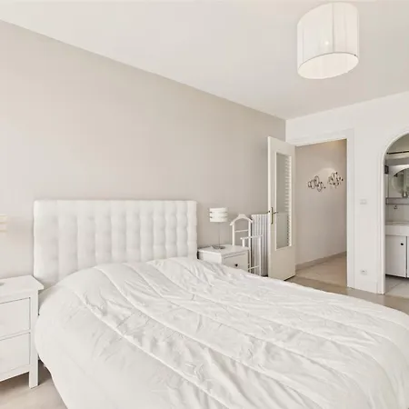 Daire Vue - Pour 6 - 5 M De La *